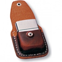 Чехол Zippo для зажигалки, кожа, с металлическим фиксатором на ремень, коричневый, 57х30×75 мм купить в 